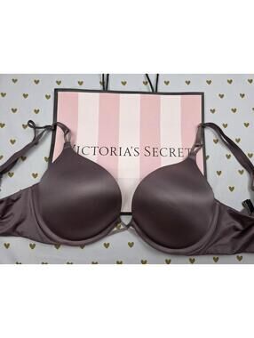 Victorias Secret 32D BOMBSHELL Add 2 Sizes Push Up bra Plunge